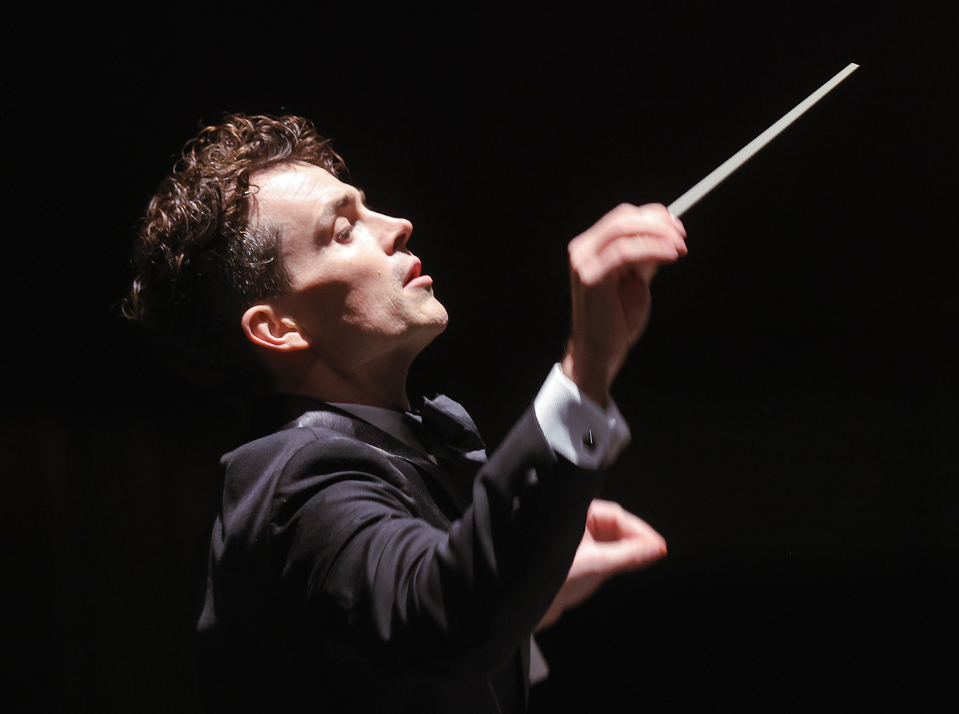 Image for Meet Lee Mills, Music Director