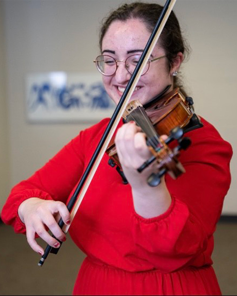 Image for Ashley Crawford, violin