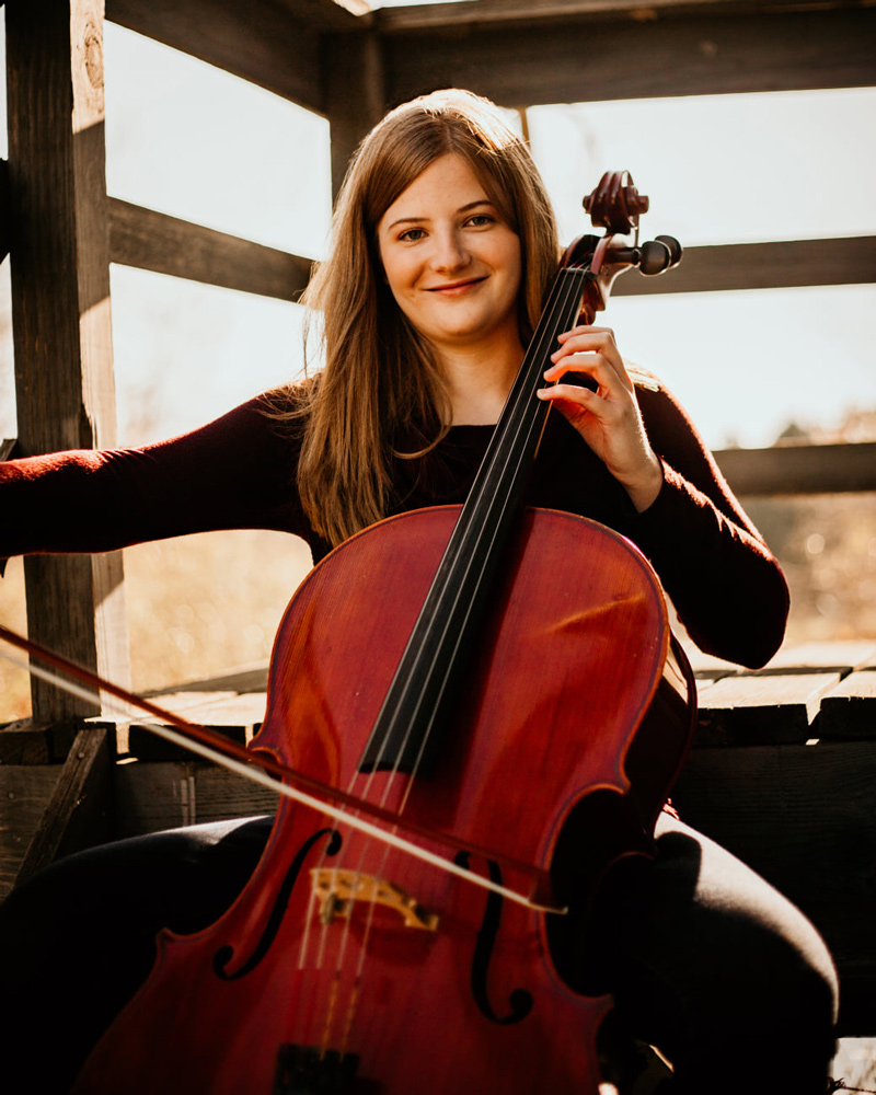 Image for Emma Scofield, cello