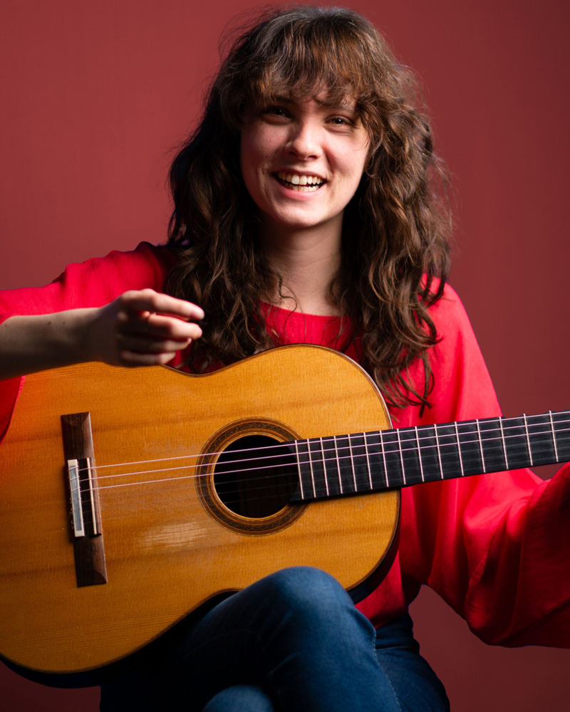 Image for Laura Snowden, guitar